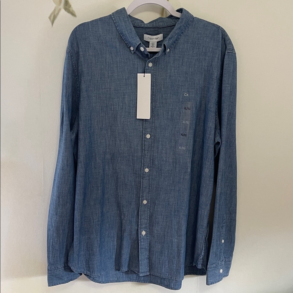 Calvin Klein Denim Chambray Blue Long Sleeve Button Down Shirt